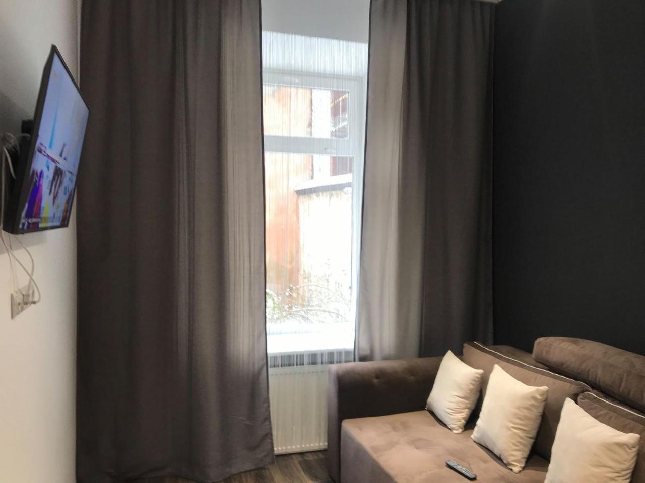 Modern Apartment Lviv Exterior foto